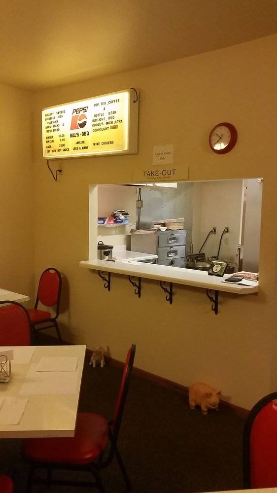 Bills BBQ | restaurant | 215 S Madison Ave, Mason City, IA 50401, USA | 6414244944 OR +1 641-424-4944