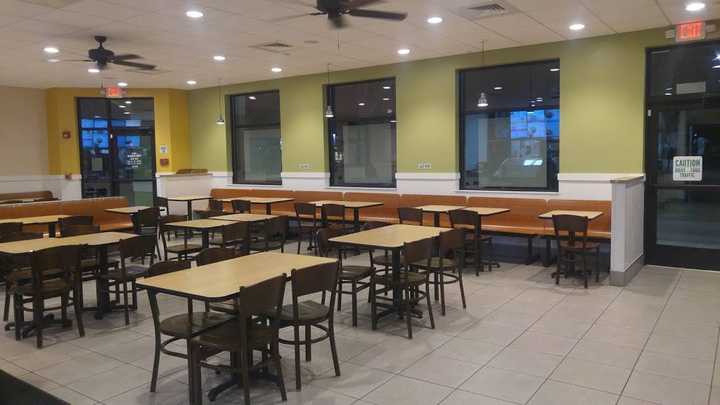 Pollo Tropical | restaurant | 2314 Tyrone Blvd N, St. Petersburg, FL 33710, USA | 7272015825 OR +1 727-201-5825