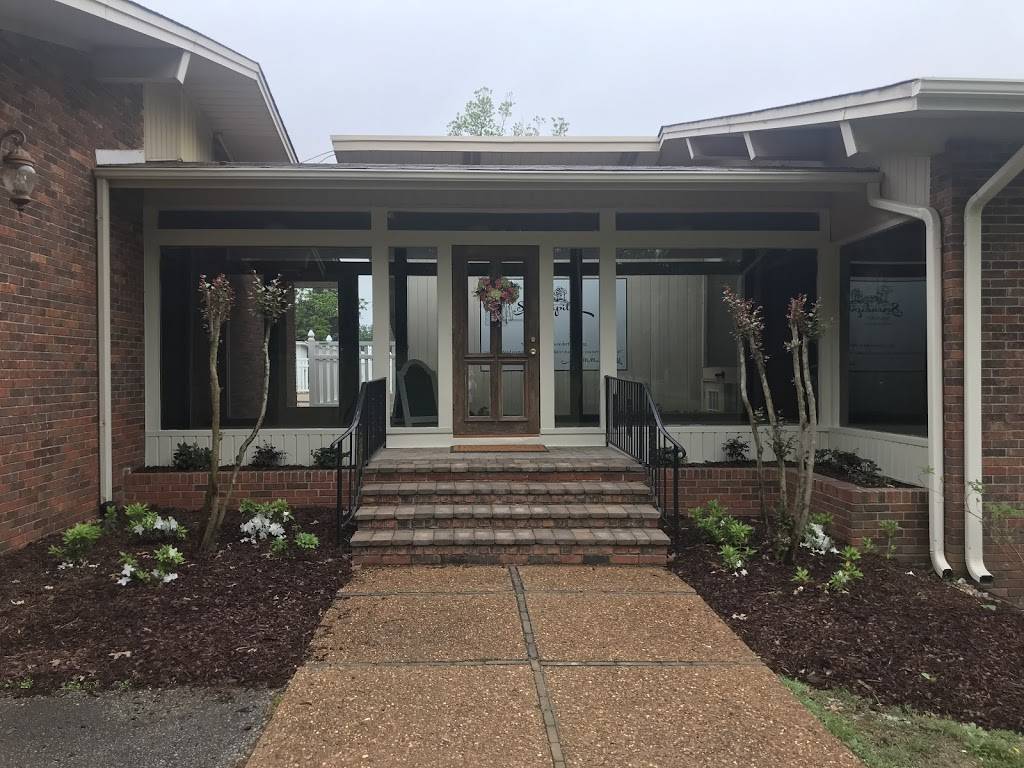 Serendipity Bar and Grill | restaurant | 1249 Country Club Rd, Brownsville, TN 38012, USA | 7317342014 OR +1 731-734-2014