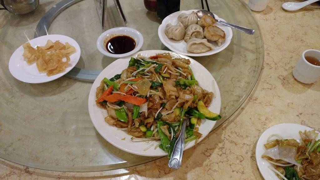 Emperors Palace | restaurant | 2136 Rockwell Ave, Cleveland, OH 44114, USA | 2168619999 OR +1 216-861-9999