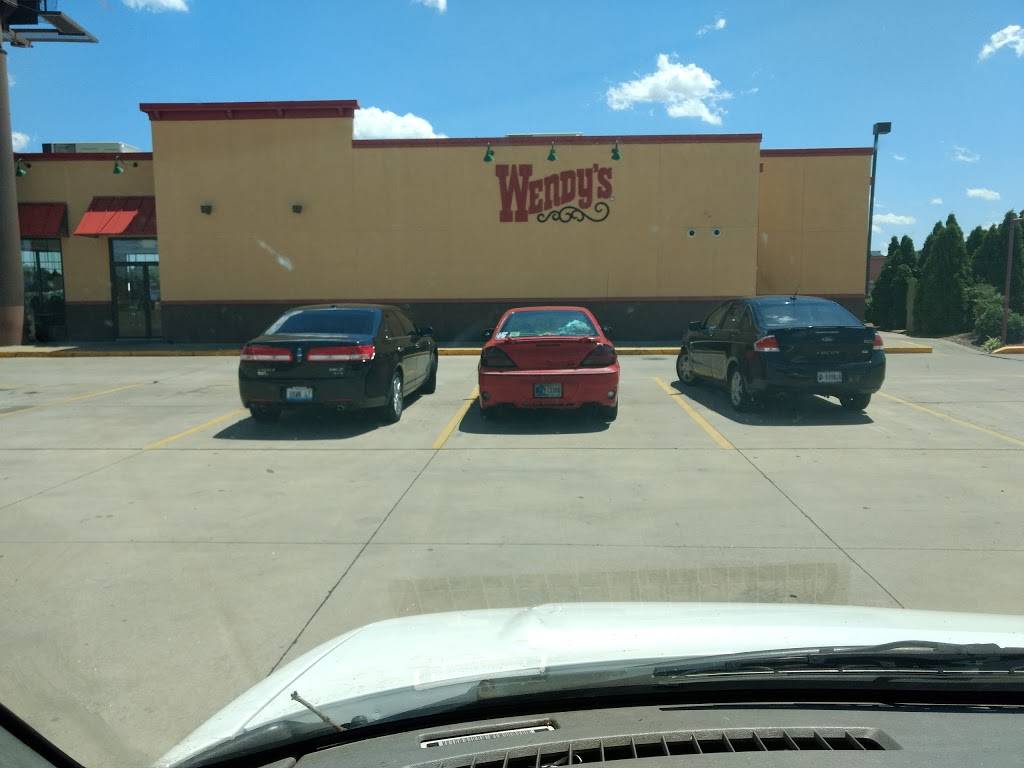 Wendys | restaurant | 400 N Burkhardt Rd, Evansville, IN 47715, USA | 8124714841 OR +1 812-471-4841