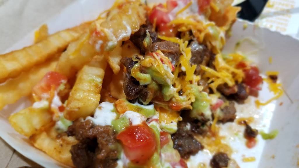 Del Taco | meal takeaway | 6718 Laurel Canyon Blvd, North Hollywood, CA 91606, USA | 8187642844 OR +1 818-764-2844