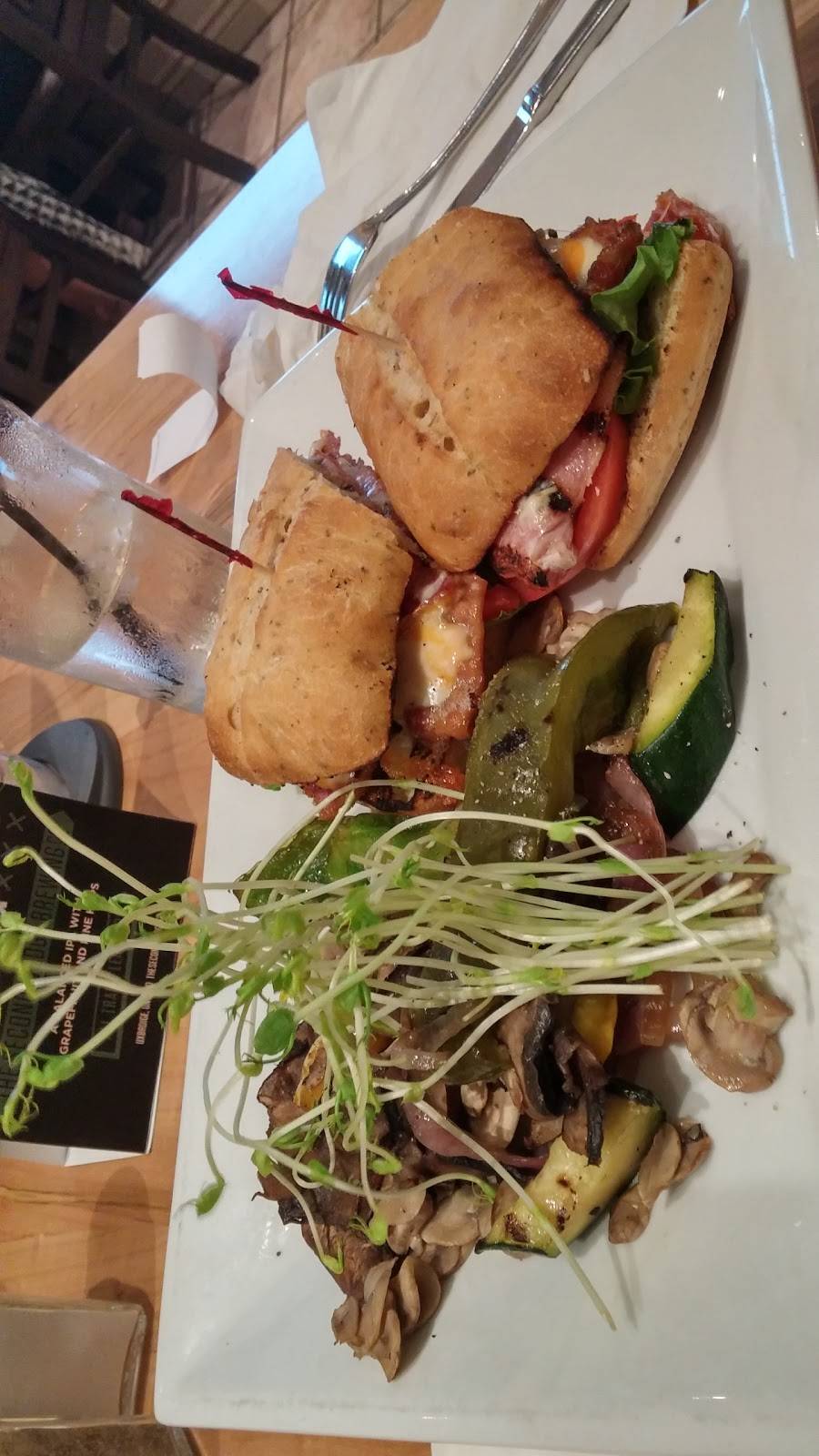 Twisted Fork Restaurant & Catering Inc | restaurant | 62 Main St, Mount Albert, ON L0G 1M0, Canada | 9054731111 OR +1 905-473-1111