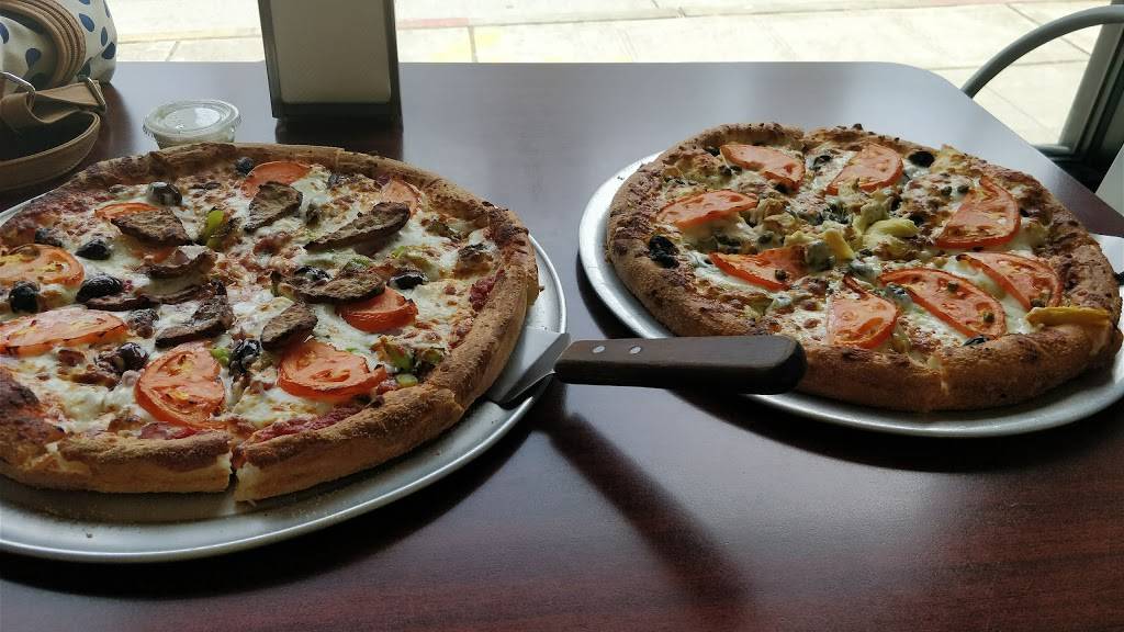 Padrinos Pizza | meal delivery | 2357 10th Ave E, Seattle, WA 98102, USA | 2063226300 OR +1 206-322-6300