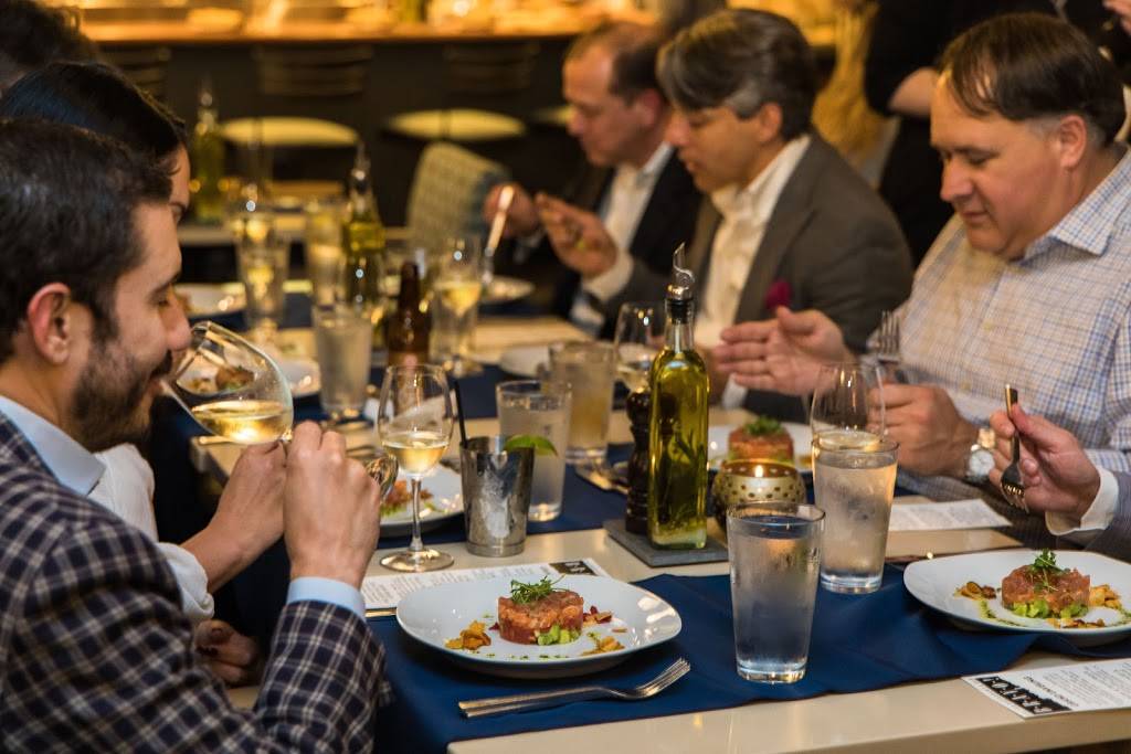 BRAVO! Italian Restaurant & Bar | restaurant | 4500 I-55 N, Highland Village, Suite 244, Jackson, MS 39211, USA | 6019828111 OR +1 601-982-8111