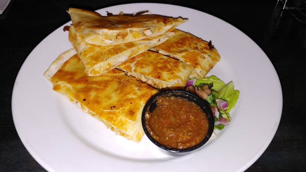 Backyards | restaurant | 9261 East Vía de Ventura, Scottsdale, AZ 85258, USA | 4807453030 OR +1 480-745-3030