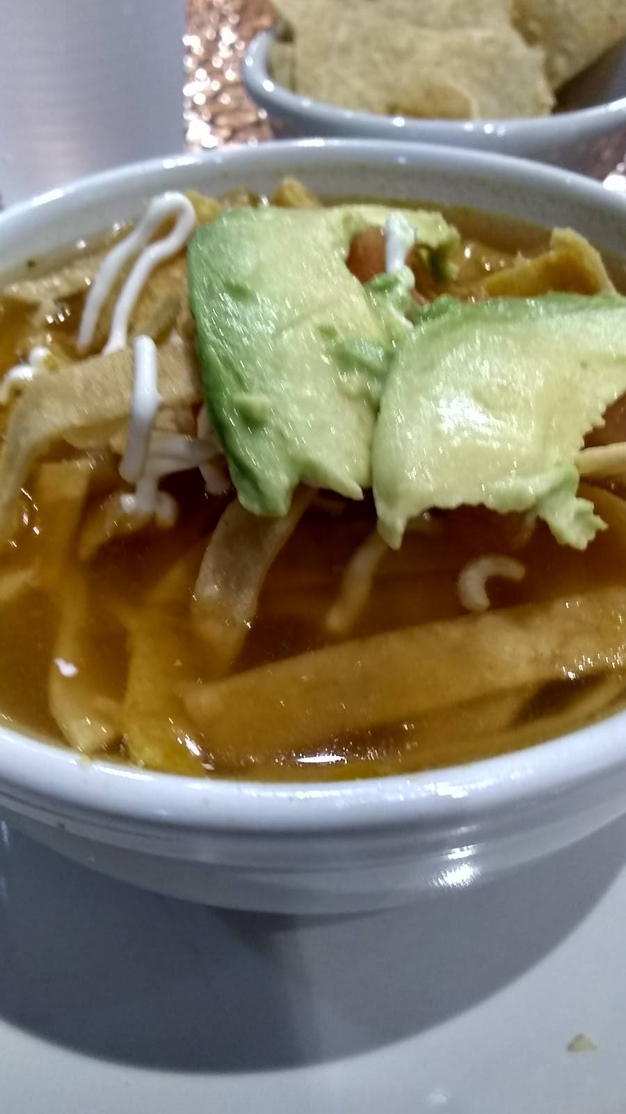 Chelas Tacos Mexican Restaurant | restaurant | 3420 N St Marys St, San Antonio, TX 78212, USA | 2105357340 OR +1 210-535-7340