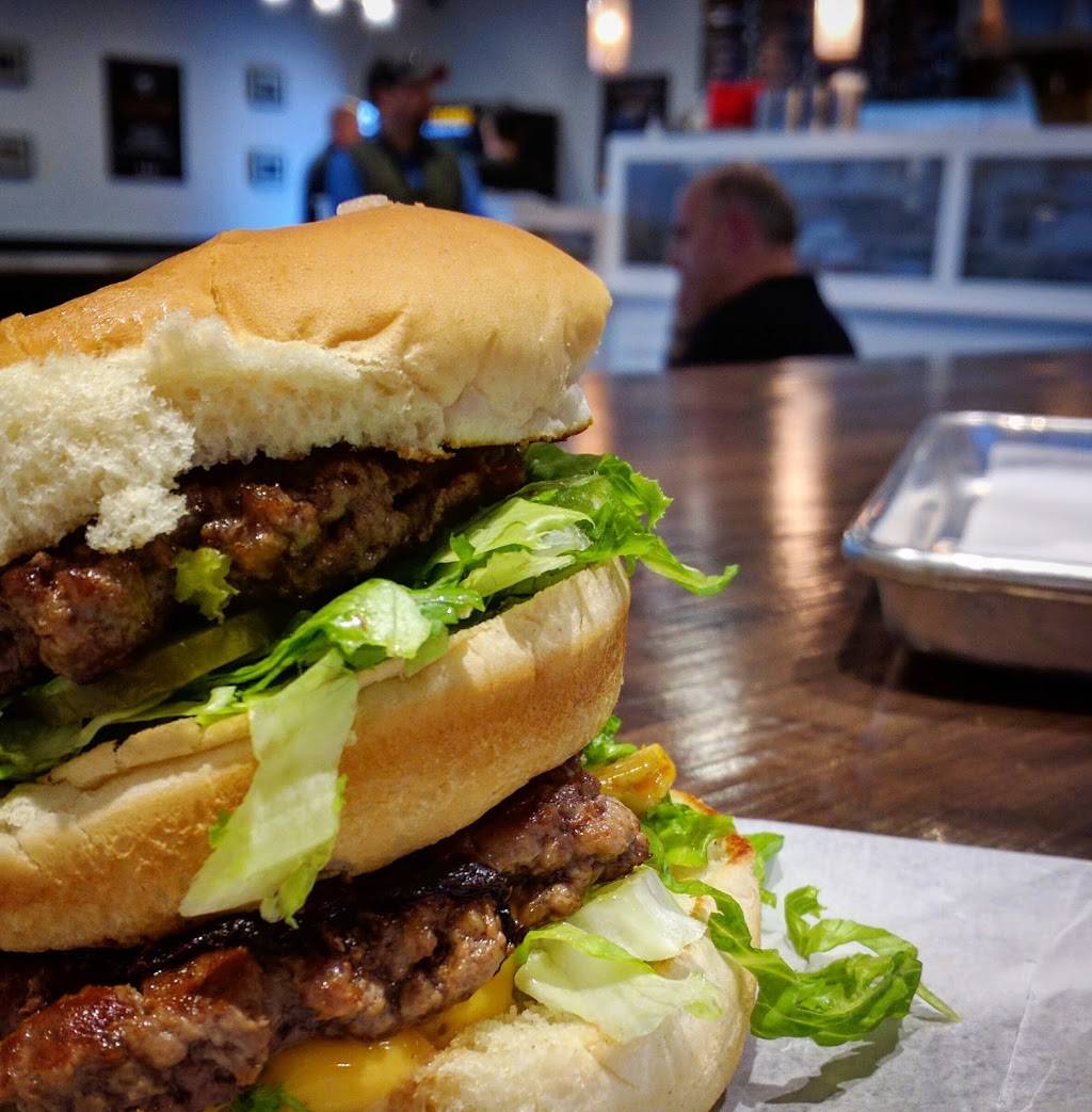 The Burgers Priest | restaurant | 120 Concert Way Unit 1, Barrie, ON L4N 0M7, Canada | 7057191584 OR +1 705-719-1584