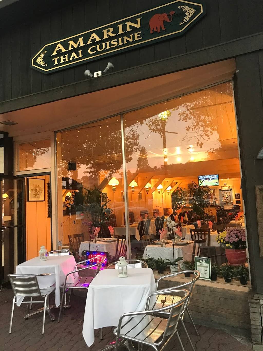 Amarin Thai Cuisine | restaurant | 3555 Mt Diablo Blvd, Lafayette, CA 94549, USA | 9252838883 OR +1 925-283-8883