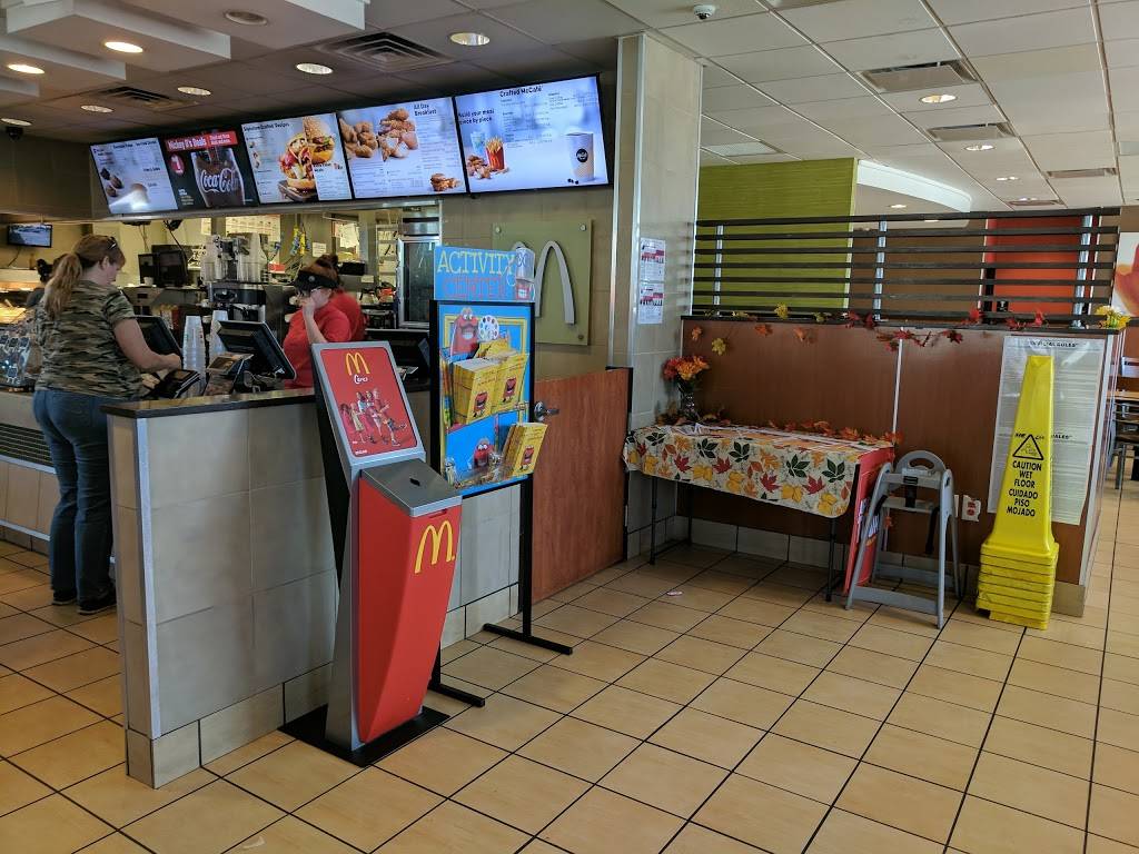 McDonalds | cafe | 11995 N, US Hwy 31, Edinburgh, IN 46124, USA | 8125268458 OR +1 812-526-8458