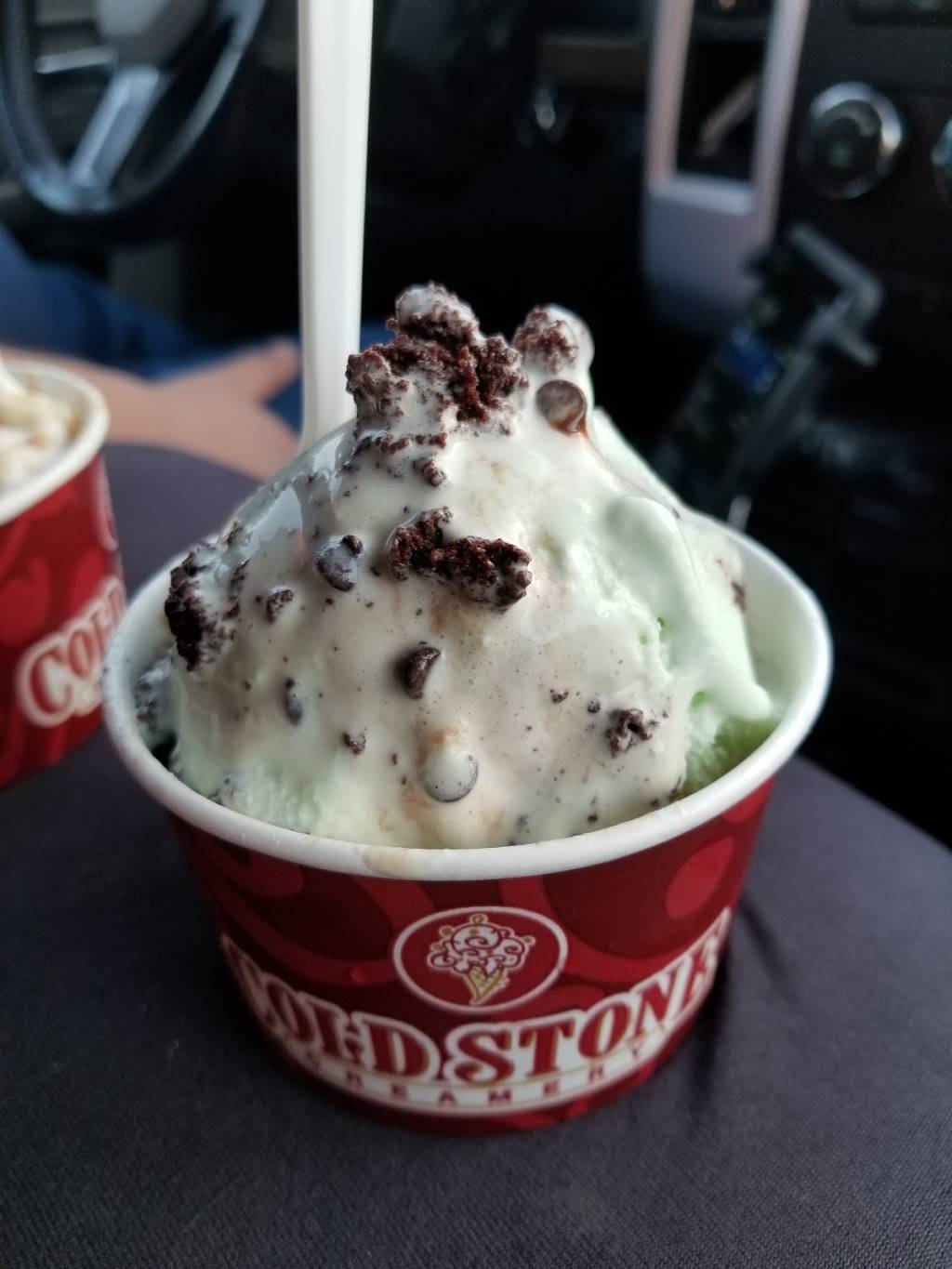 Cold Stone Creamery | bakery | 2950 Johnson Dr Ste 115, Ventura, CA 93003, USA | 8056581129 OR +1 805-658-1129