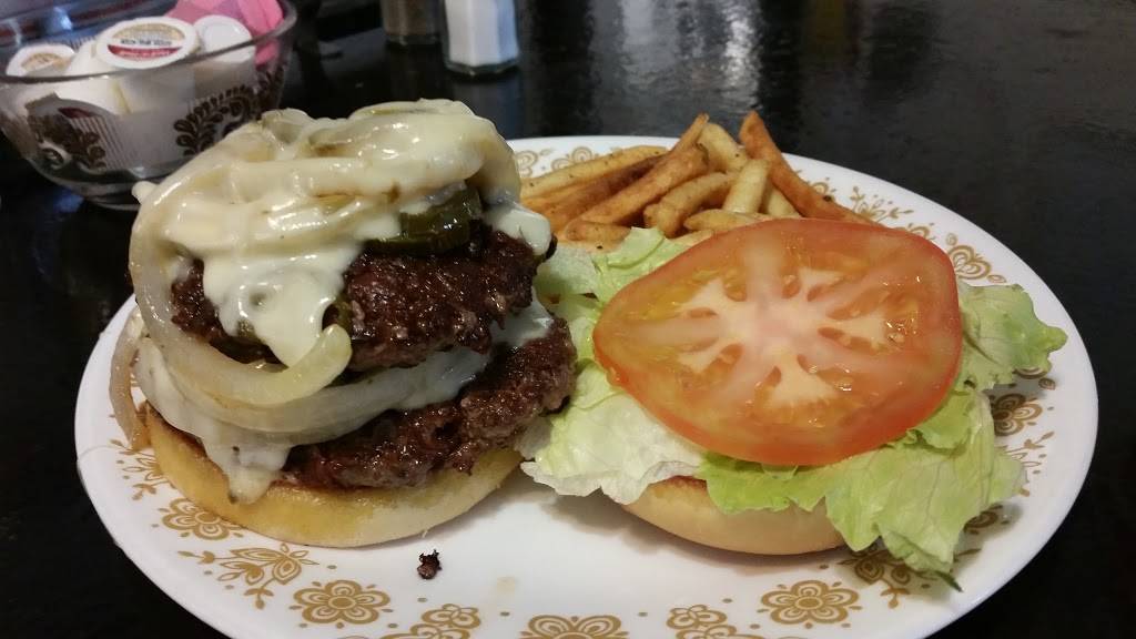 Alices Restaurant | restaurant | 125 W Market St, Crawfordsville, IN 47933, USA | 7653072209 OR +1 765-307-2209