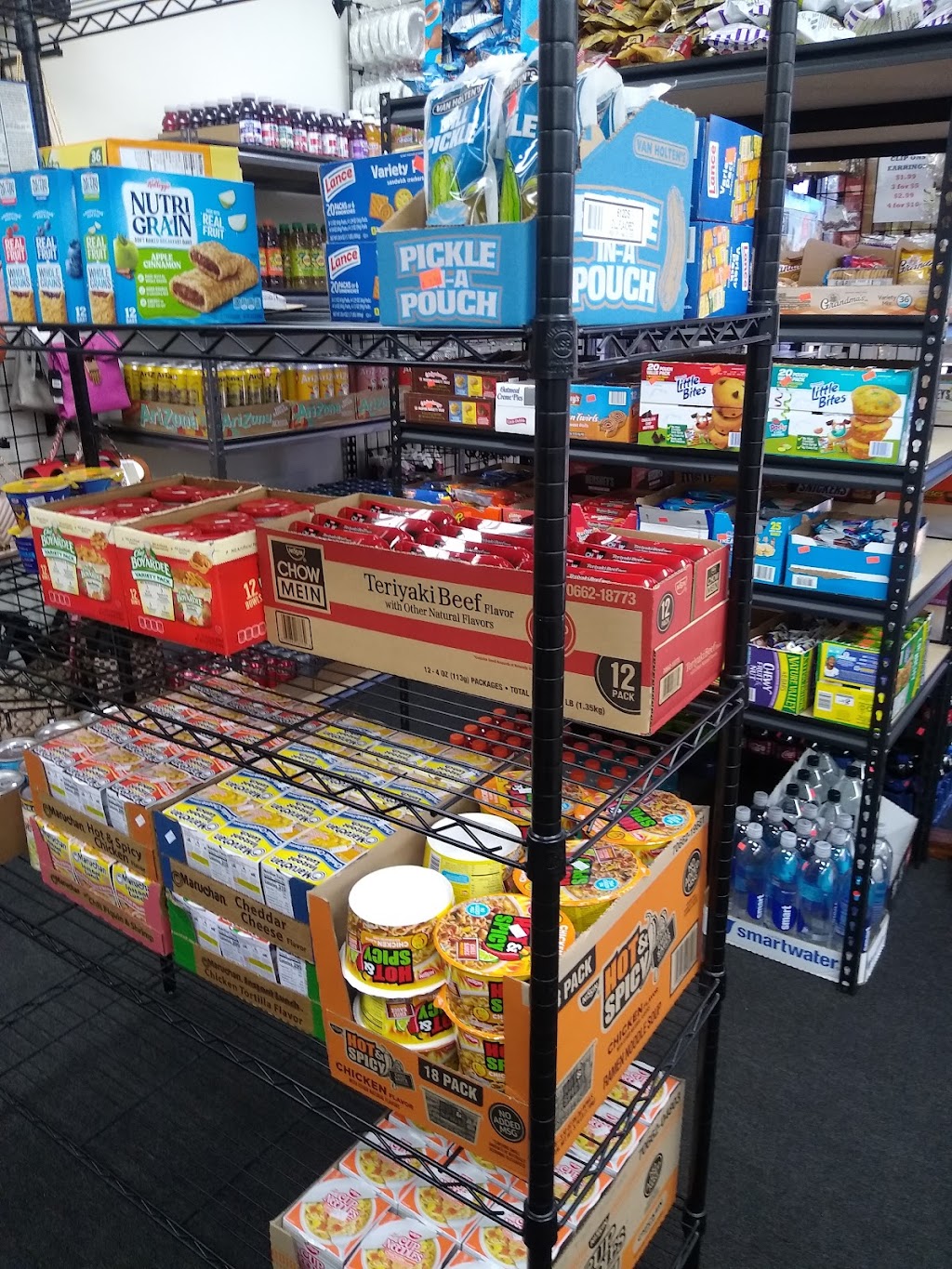 Lees Snacks2GO | meal takeaway | 5972 Mt Moriah Rd, Memphis, TN 38115, USA | 9014557872 OR +1 901-455-7872