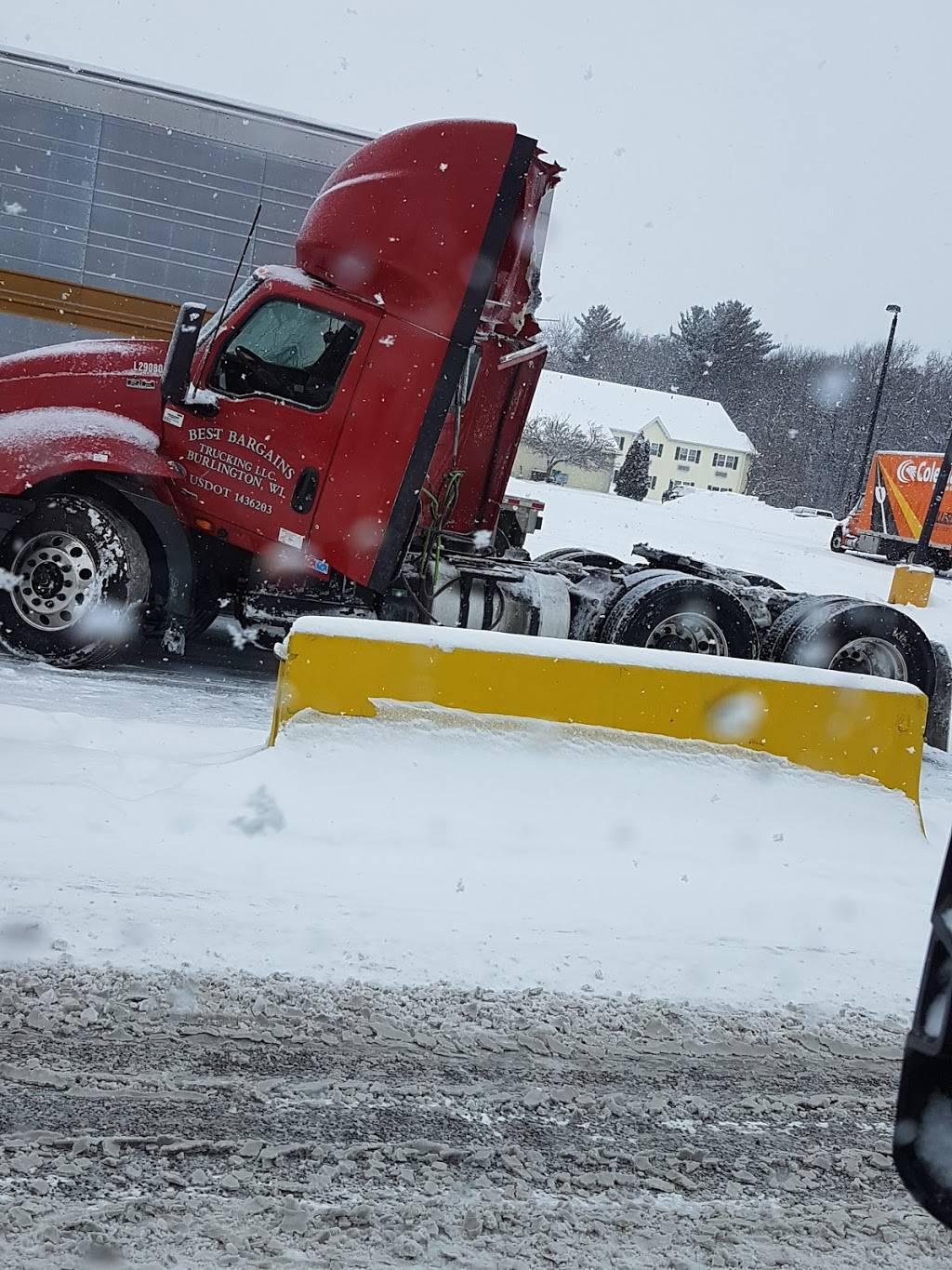 Pilot Travel Center | restaurant | 1101 Gateway Ave, Mauston, WI 53948, USA | 6088473321 OR +1 608-847-3321