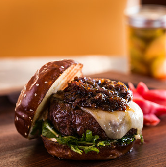 State Fare Bar & Kitchen | restaurant | 68900 Frank Sinatra Dr, Rancho Mirage, CA 92270, USA | 7603218282 OR +1 760-321-8282