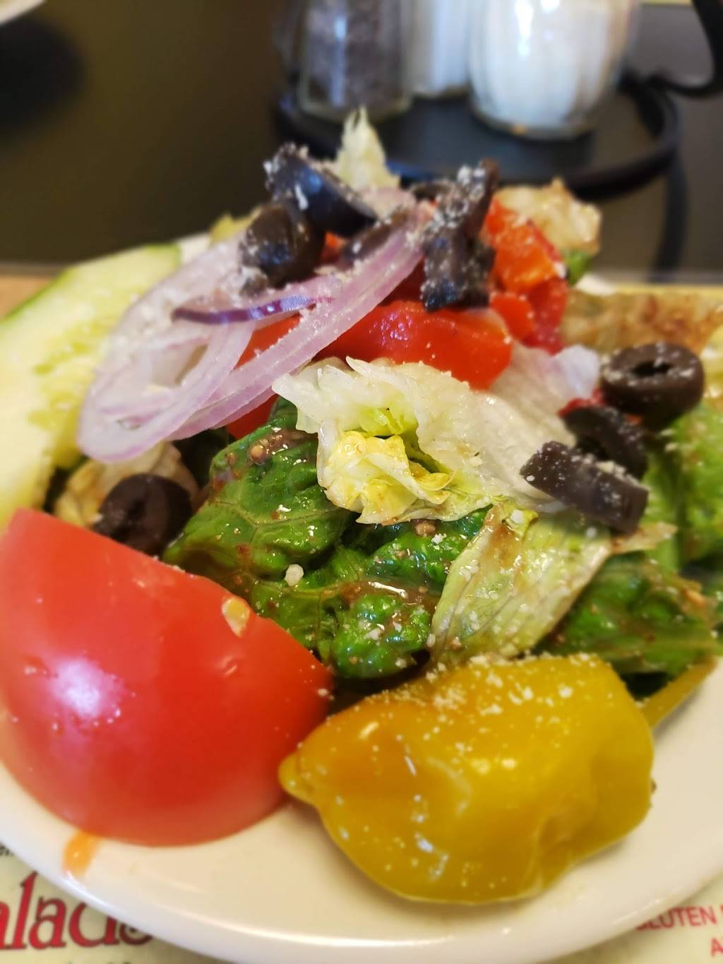 Gennaros Pizza Parlor | meal delivery | 46 Marion Ave, Saratoga Springs, NY 12866, USA | 5185841900 OR +1 518-584-1900