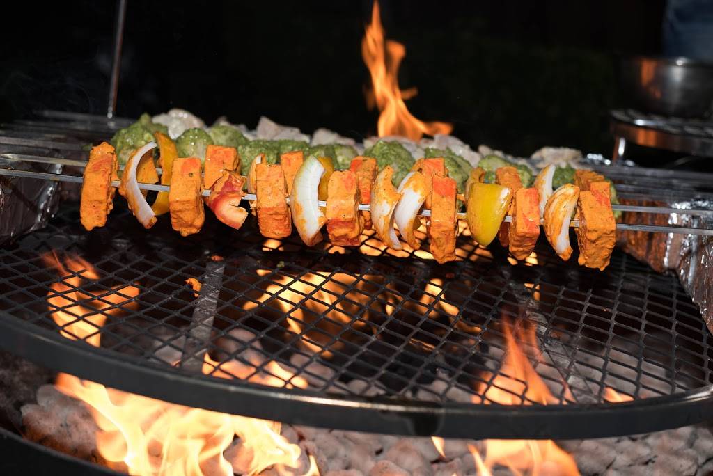 Pista House | restaurant | 901 W Royal Ln #160, Irving, TX 75039, USA | 9726355657 OR +1 972-635-5657