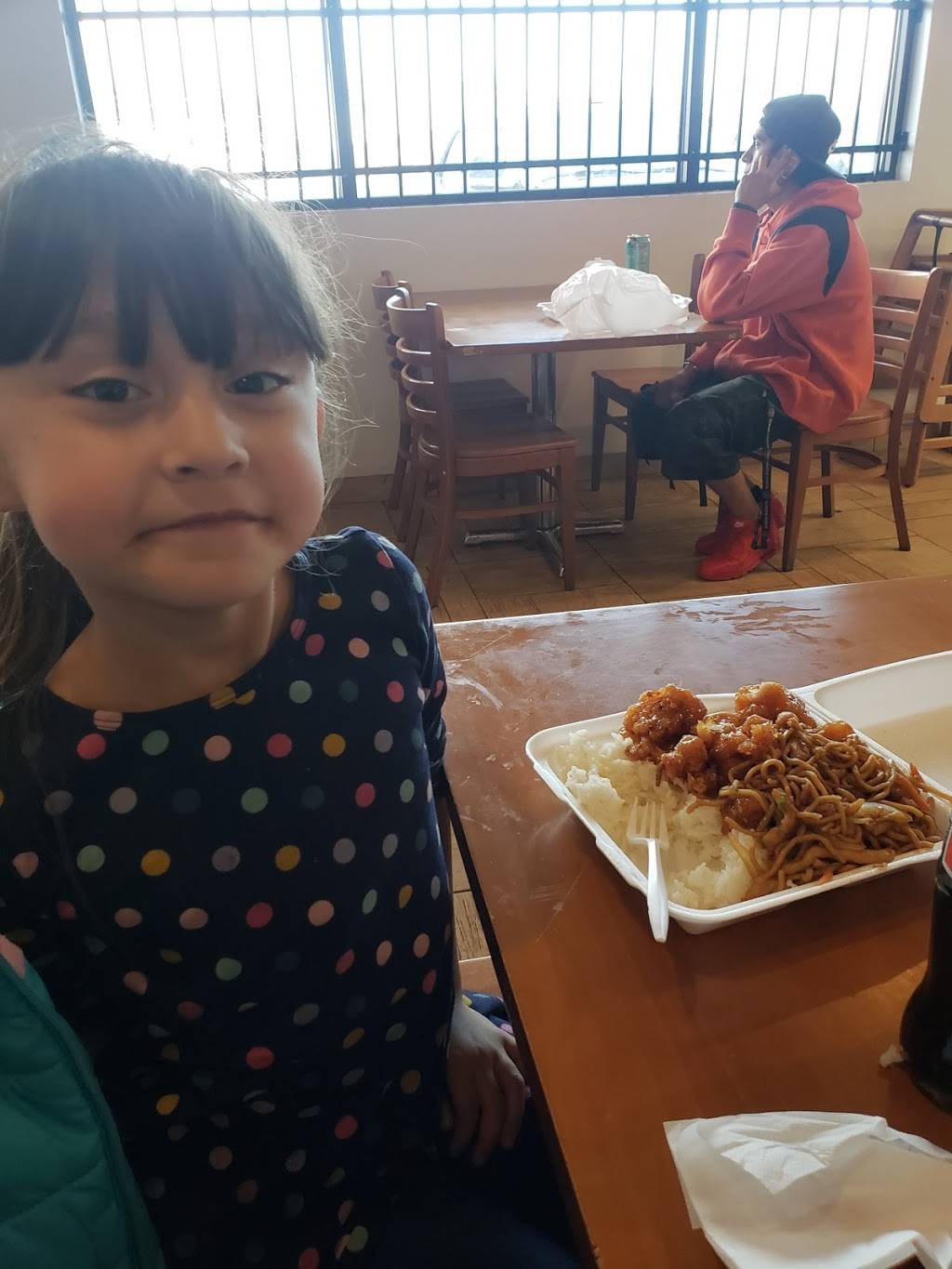 Hoongs Kitchen | restaurant | 881 S Federal Blvd, Denver, CO 80219, USA | 3039364753 OR +1 303-936-4753