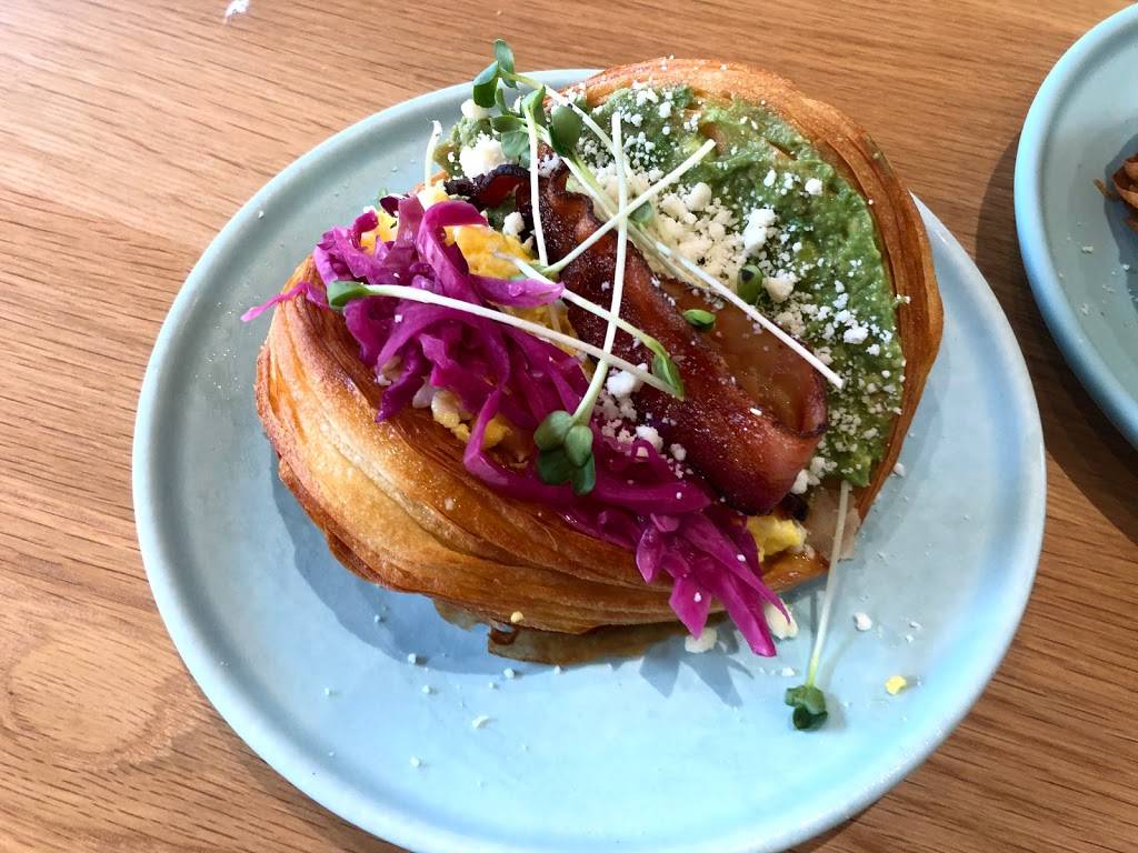 Vive la tarte | bakery | 3515 Sunset Blvd, Los Angeles, CA 90026, USA | 3235223252 OR +1 323-522-3252