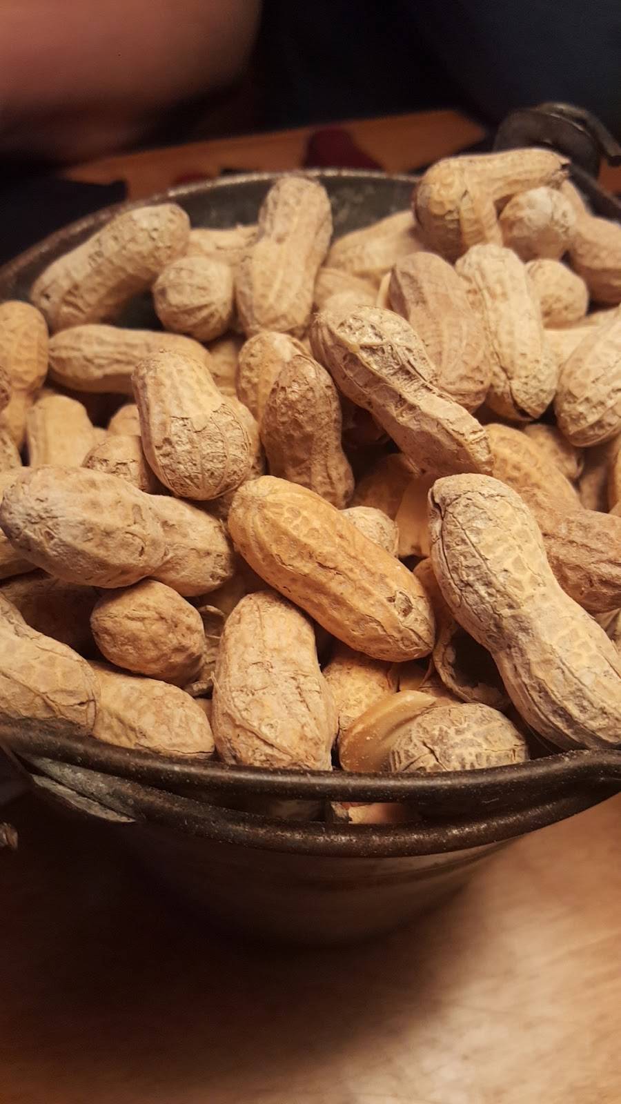 Texas Roadhouse | restaurant | 31 Mystic View Rd, Everett, MA 02149, USA | 6173819598 OR +1 617-381-9598