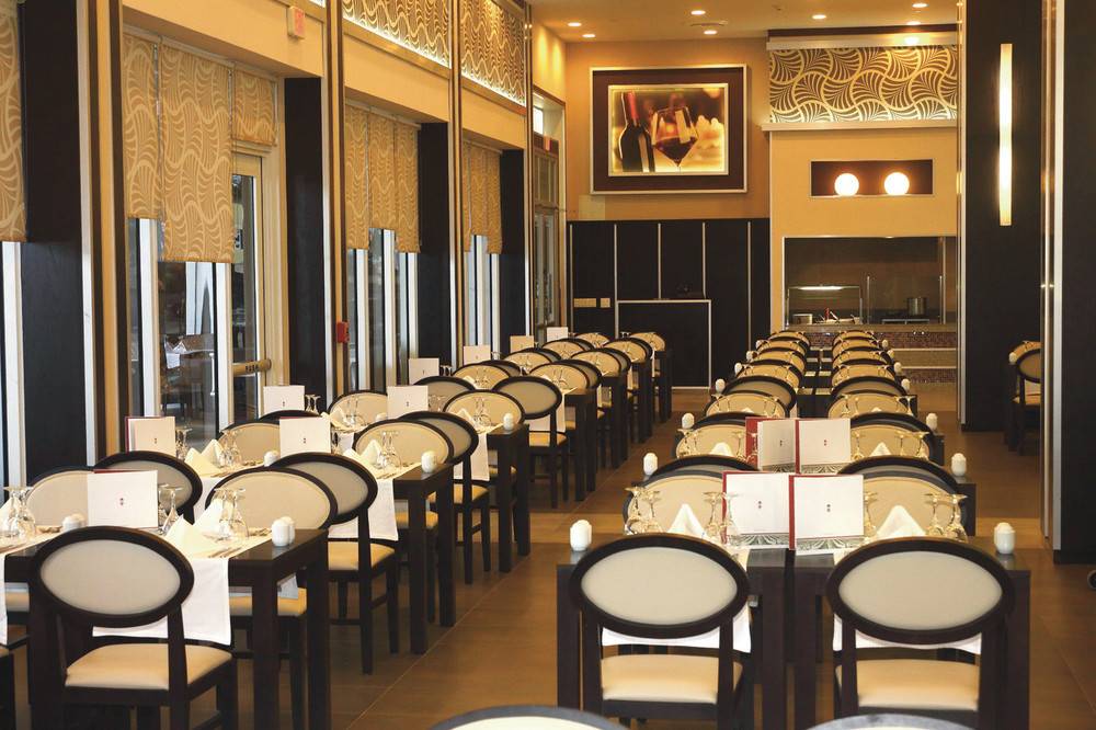 Florida Buffet Restaurant at RIU | restaurant | 3101 Collins Ave, Miami Beach, FL 33140, USA | 3056735333 OR +1 305-673-5333