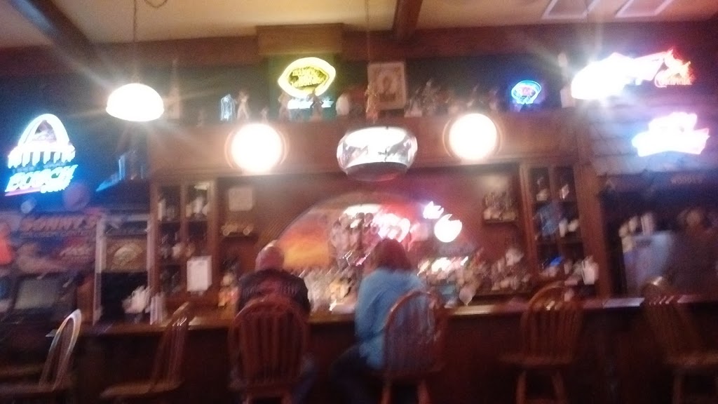 Wooden Nickel | restaurant | 114 S Elson St, Kirksville, MO 63501, USA | 6606652760 OR +1 660-665-2760