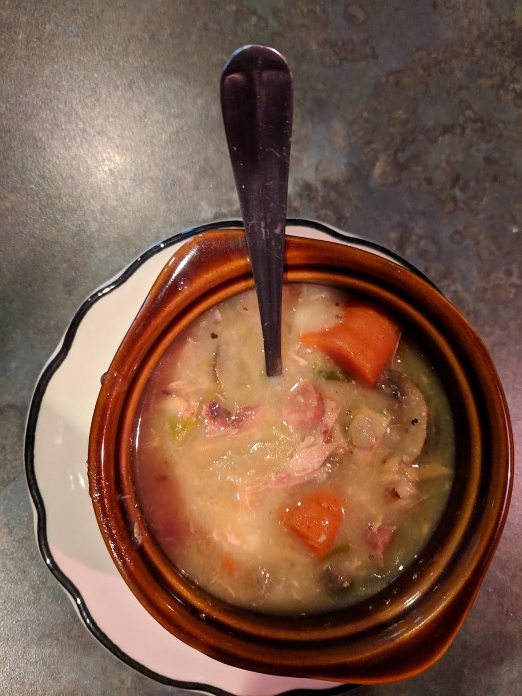 Kascade Steakhouse | restaurant | 988 S Country Club Rd, Carthage, MO 64836, USA | 4175537357 OR +1 417-553-7357