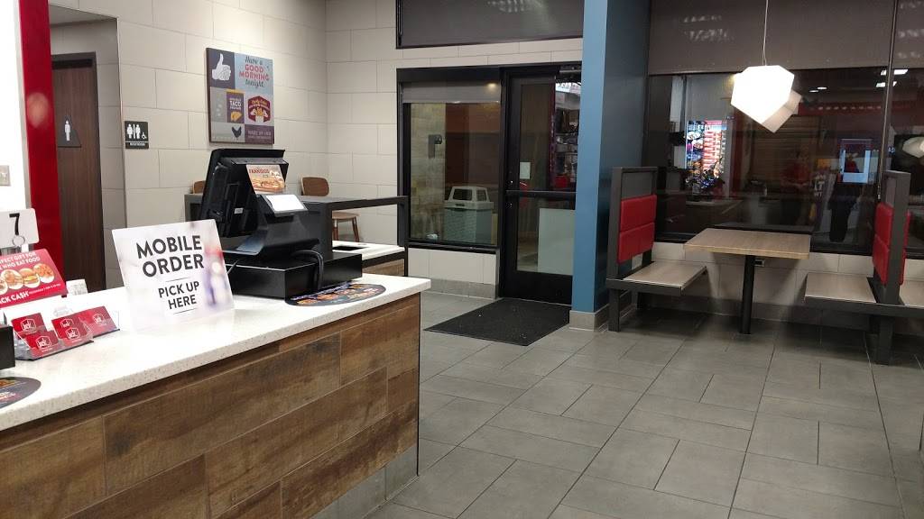 Jack in the Box | restaurant | 3749 S Mission Rd, Tucson, AZ 85713, USA | 5202091880 OR +1 520-209-1880