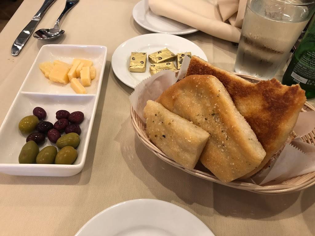 NOSTRO POSTO PIZZERIA & RISTORANTE | restaurant | 1048 Old Country Rd, Plainview, NY 11803, USA | 5162263900 OR +1 516-226-3900