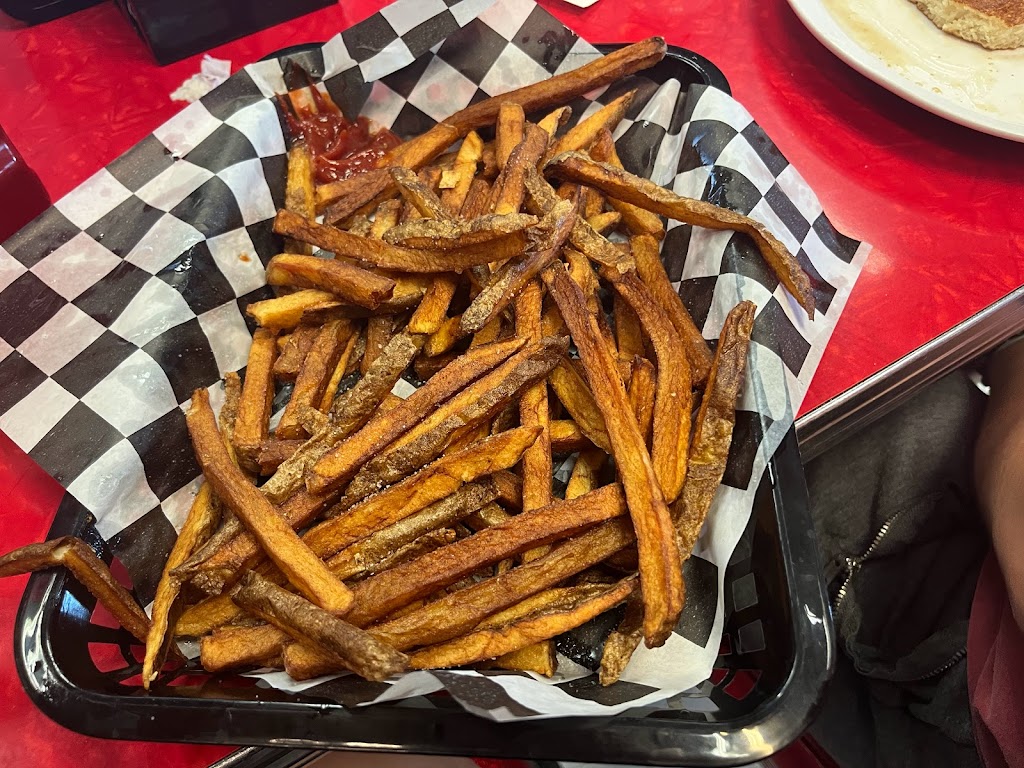 Debbys Diner | restaurant | 3808 S Pacific Hwy, Medford, OR 97501, USA | 5415121560 OR +1 541-512-1560