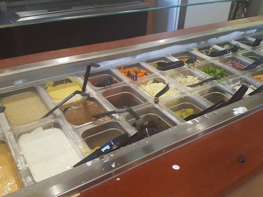 Round Table Pizza | meal delivery | 828 Gray Ave, Yuba City, CA 95991, USA | 5306713675 OR +1 530-671-3675