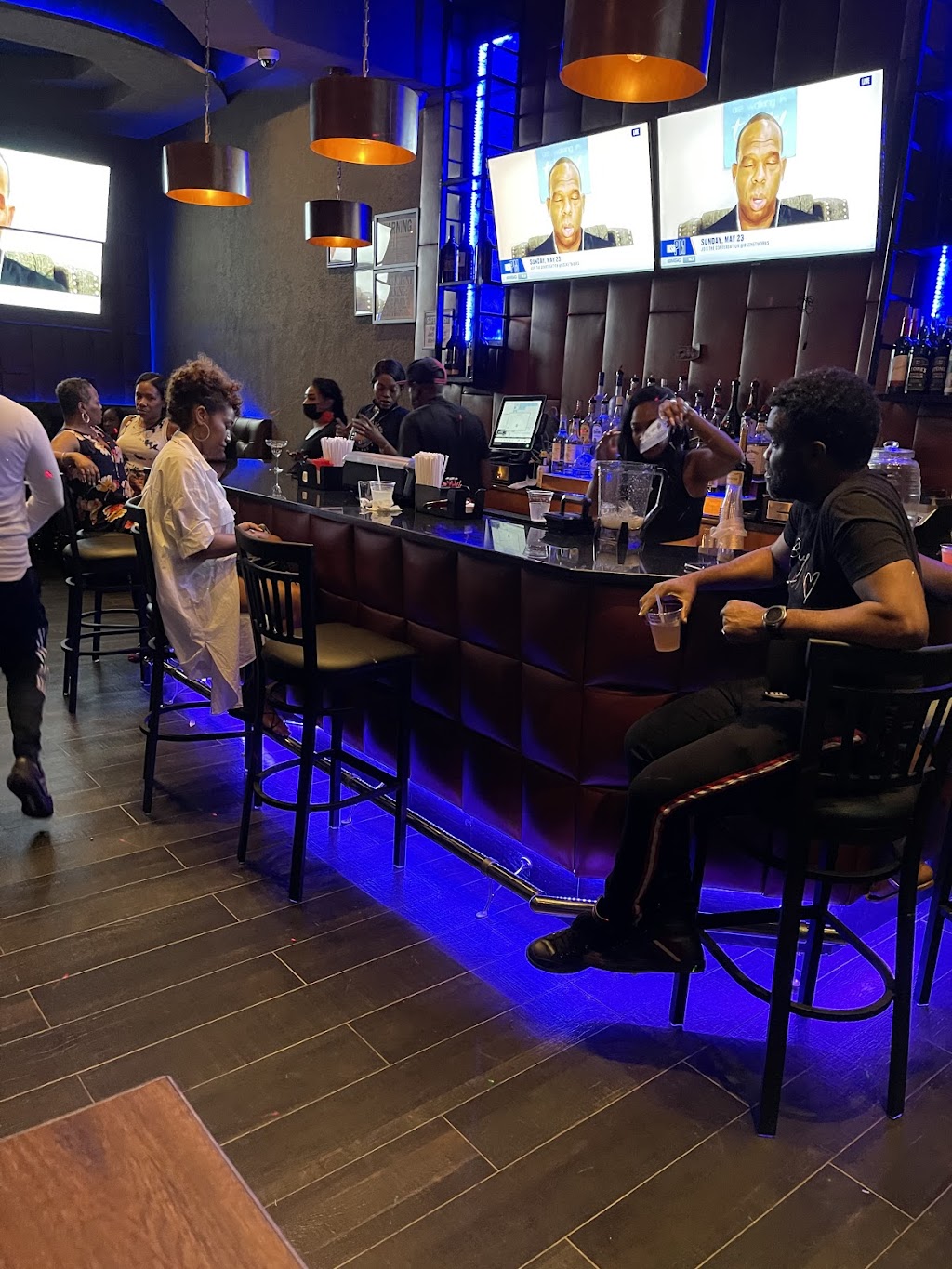 Rhythm Restaurant and Bar | restaurant | 222-18 Merrick Blvd, Queens, NY 11413, USA | 7183166612 OR +1 718-316-6612