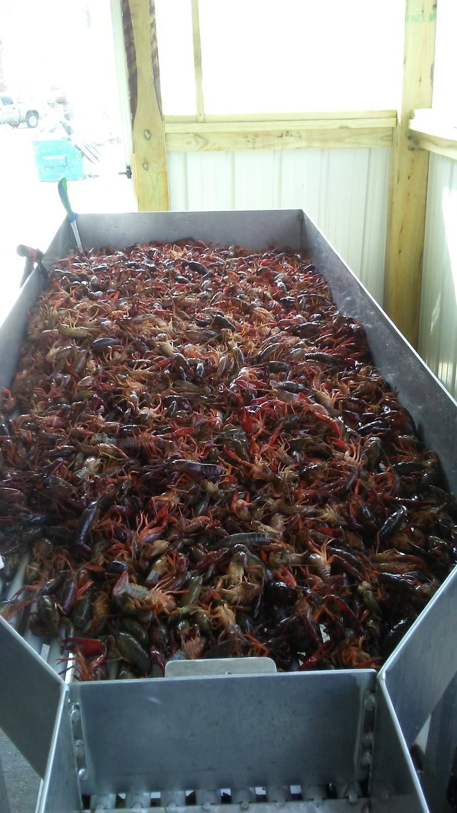 Hole N Da Wall Seafood | restaurant | 18651 LA-16, Port Vincent, LA 70726, USA | 2256986520 OR +1 225-698-6520