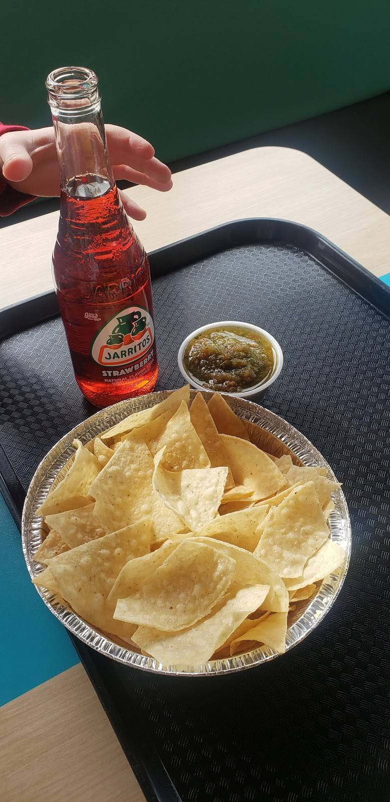 Costa Vida | restaurant | 7280 W Bell Rd Suite 100, Glendale, AZ 85308, USA | 6233346772 OR +1 623-334-6772