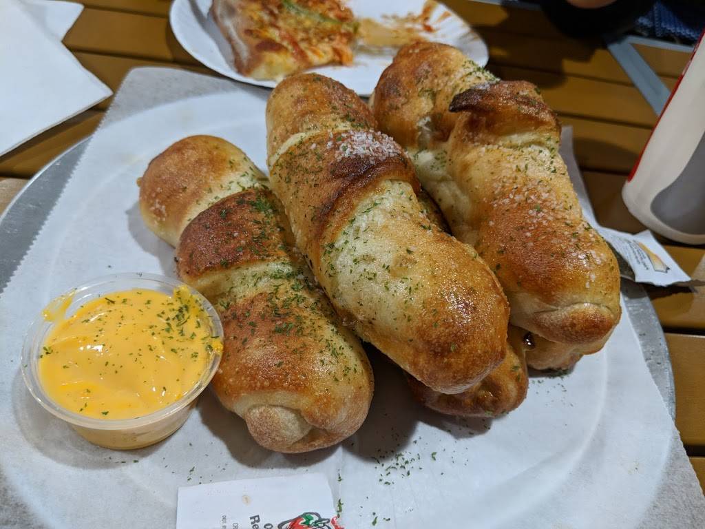 Wheel Pizza | restaurant | 430 E Kirkwood Ave, Bloomington, IN 47408, USA | 8126503883 OR +1 812-650-3883