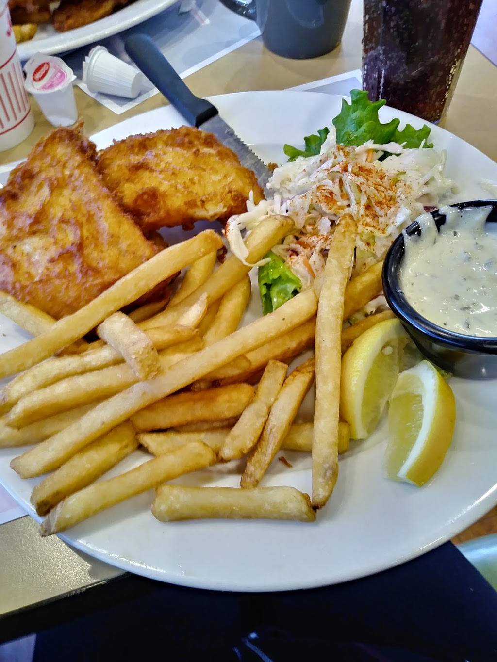 Newport Creamery | meal takeaway | 673 Smith St, Providence, RI 02908, USA | 4013514677 OR +1 401-351-4677