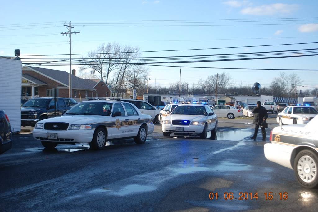 Seafood & Subs Crab House | restaurant | 6251 Livingston Rd, Oxon Hill, MD 20745, USA | 3015678188 OR +1 301-567-8188