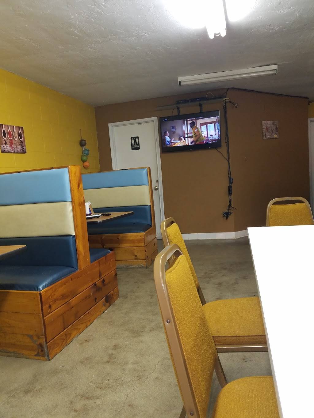 NINAS PIZZERIA | restaurant | Porterville, CA 93257, USA | 5599207390 OR +1 559-920-7390