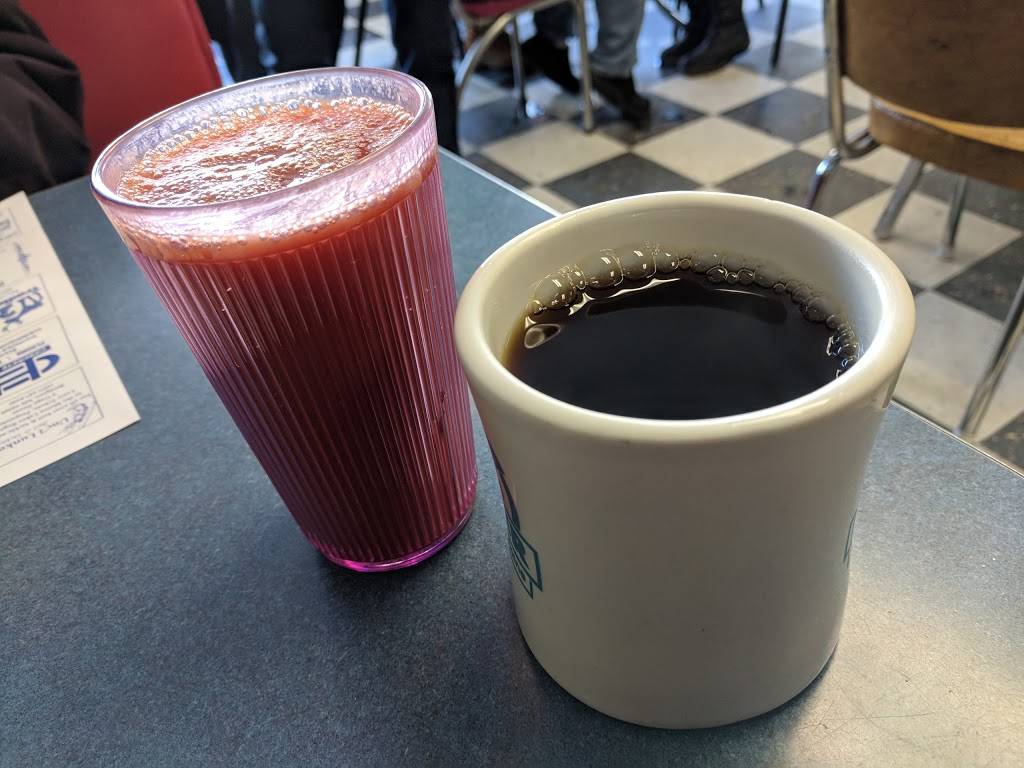 Rickys Diner | restaurant | 257 Main St, Bridgton, ME 04009, USA | 2076472499 OR +1 207-647-2499