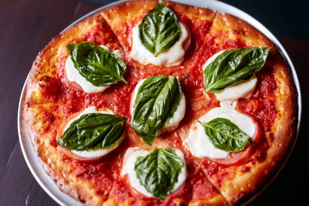 Amore Uptown | meal takeaway | 1601 W Lake St, Minneapolis, MN 55408, USA | 6128230250 OR +1 612-823-0250