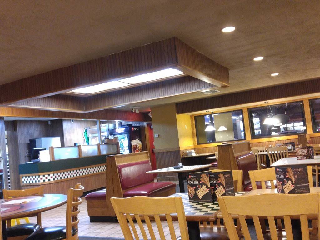 Pizza Hut | restaurant | 1407 W 117th St, Cleveland, OH 44107, USA | 2162210005 OR +1 216-221-0005