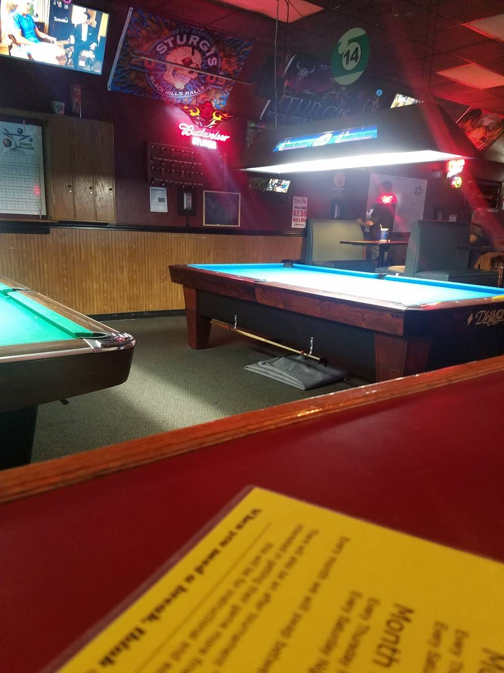 Sunset Billiards | night club | 1215 W Crawford St, Salina, KS 67401, USA | 7858269992 OR +1 785-826-9992