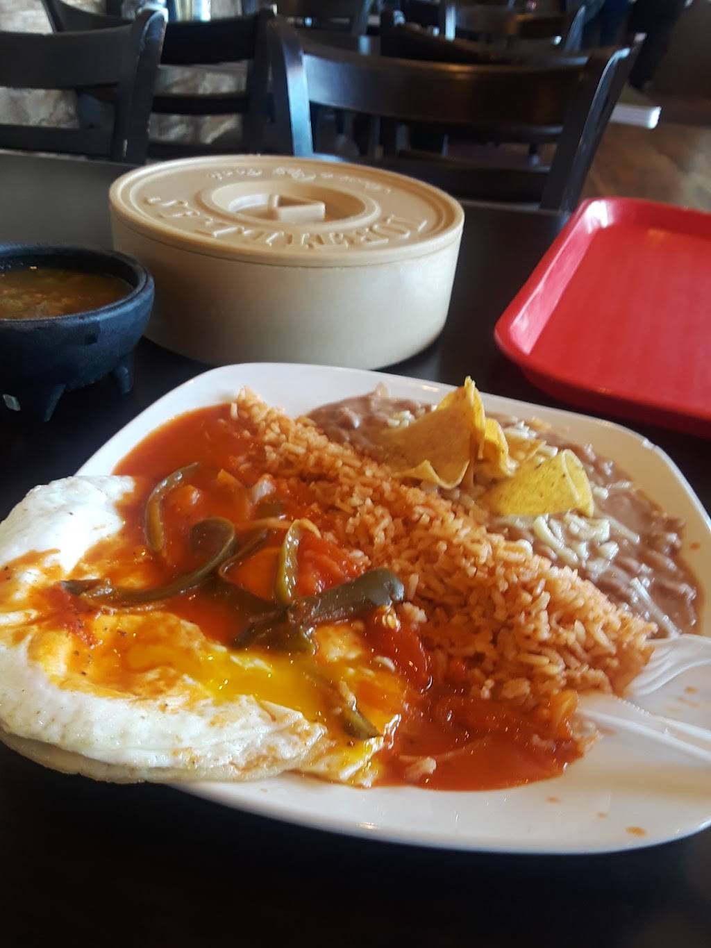 Grandmas Tamales Restaurante | restaurant | 100 Bernard St, Bakersfield, CA 93305, USA | 6614930229 OR +1 661-493-0229