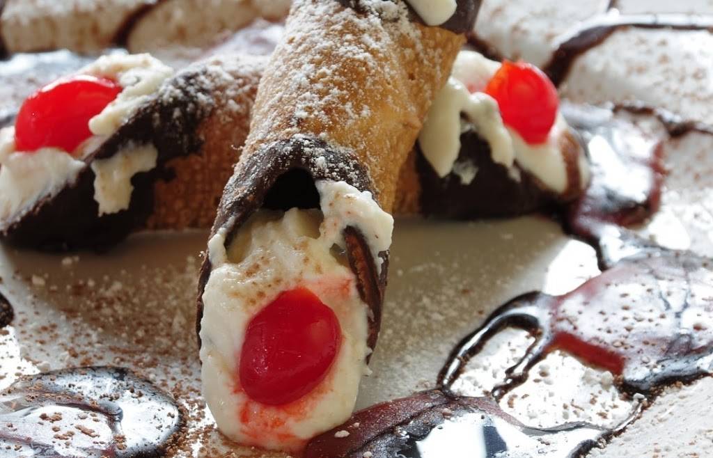 Paul Mineos Trattoria | restaurant | 333 W Port Plaza Dr, St. Louis, MO 63146, USA | 3148788180 OR +1 314-878-8180