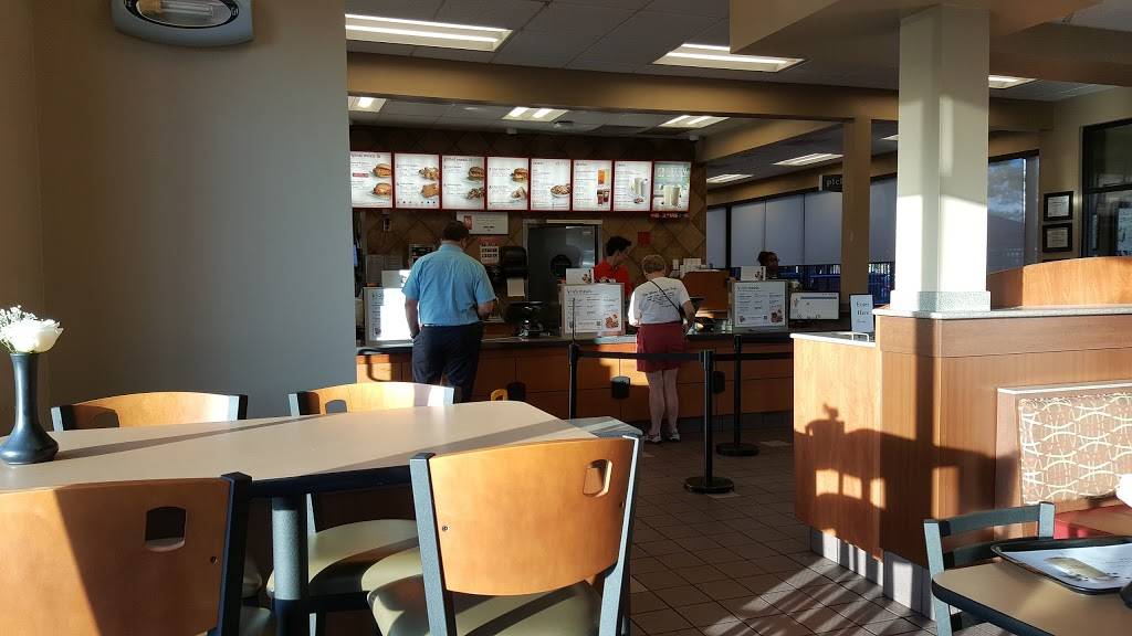 Chick-fil-A | restaurant | 8475 Holcomb Bridge Rd, Alpharetta, GA 30022, USA | 7706408280 OR +1 770-640-8280