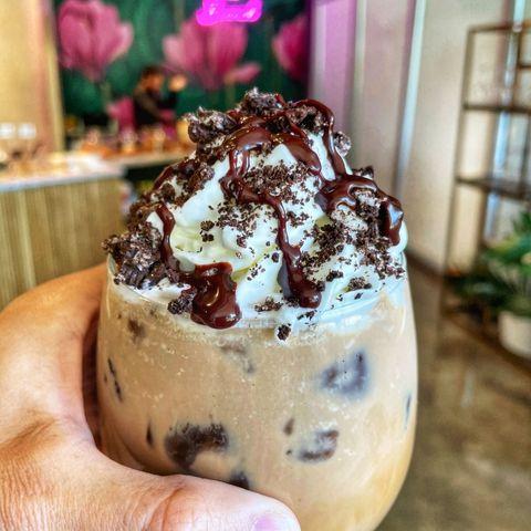 Love You Latte | cafe | 275 W Lexington Dr, Glendale, CA 91203, USA | 7472725601 OR +1 747-272-5601