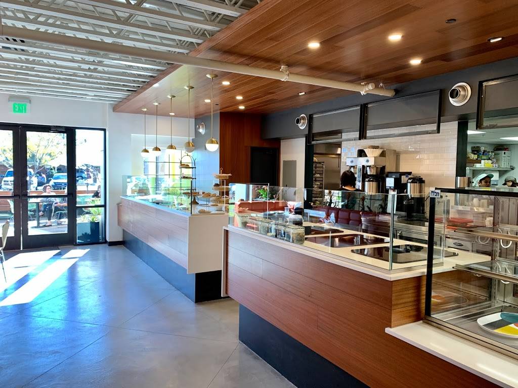 Le Buzz | restaurant | 2930 N Swan Rd, Tucson, AZ 85712, USA | 5208497774 OR +1 520-849-7774