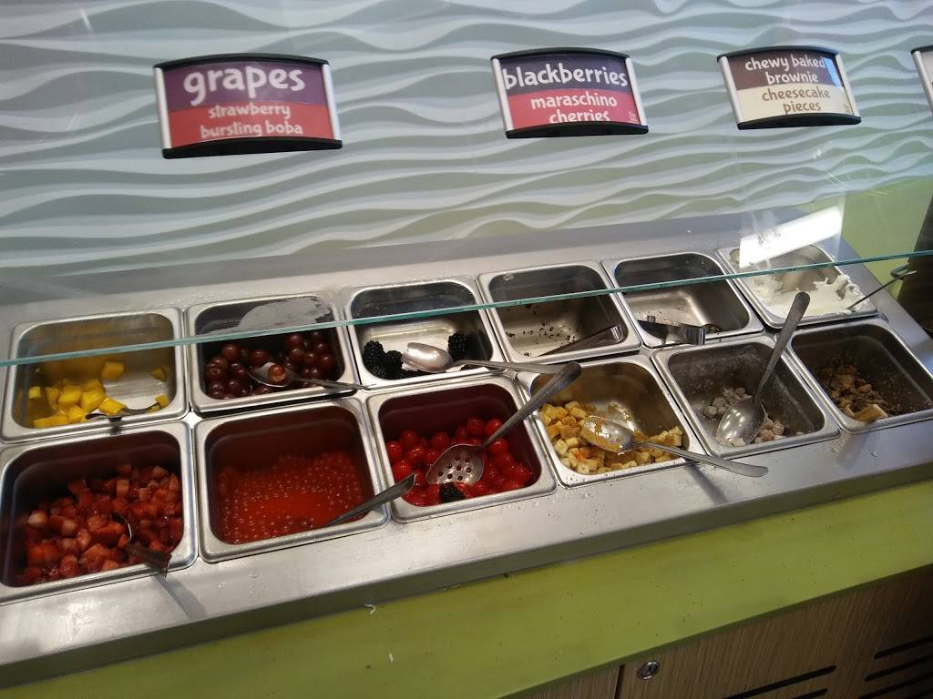 Menchies Frozen Yogurt | bakery | 11331 Thienes Ave, South El Monte, CA 91733, USA | 6264444779 OR +1 626-444-4779