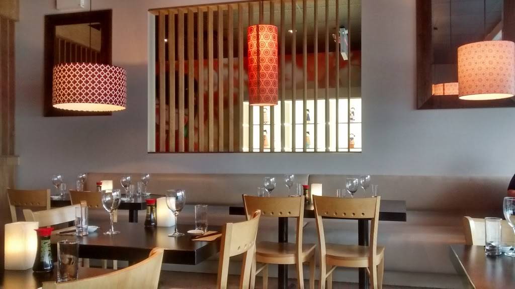 Sushi Taxi | restaurant | 600 Boulevard Jutras E #50, Victoriaville, QC G6S 1C9, Canada | 8197954555 OR +1 819-795-4555