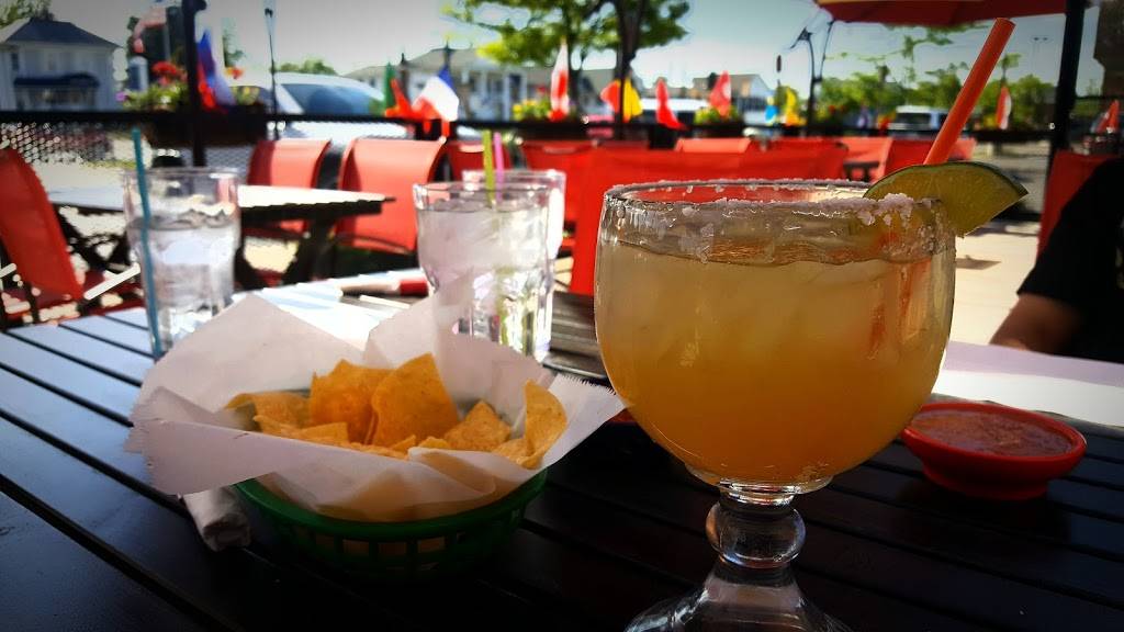 RIO ON MAIN SOUTHWEST CANTINA | restaurant | 305 S Broadway St, Lake Orion, MI 48362, USA | 2487837300 OR +1 248-783-7300